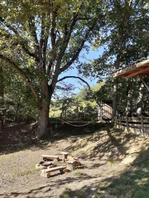 Cosy Cabane Montbrun-Bocage Экстерьер фото